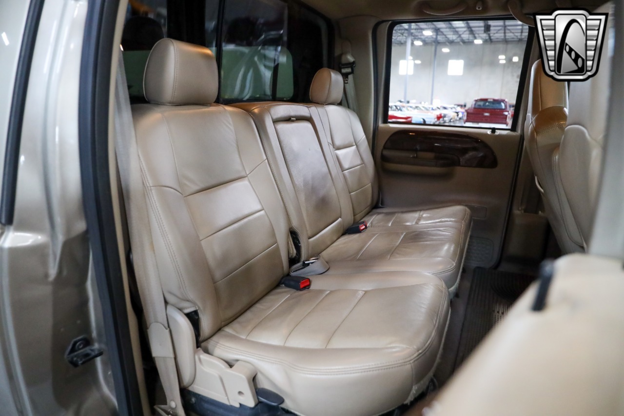 2004 Ford F-350 Super Duty Lariat