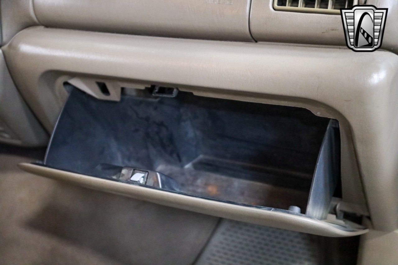 2004 Ford F-350 Super Duty Lariat