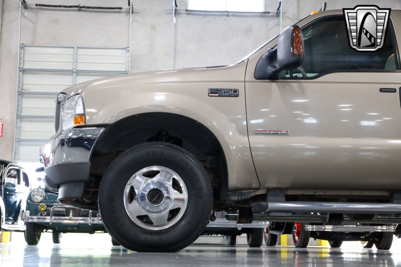 2004 Ford F-350 Super Duty Lariat
