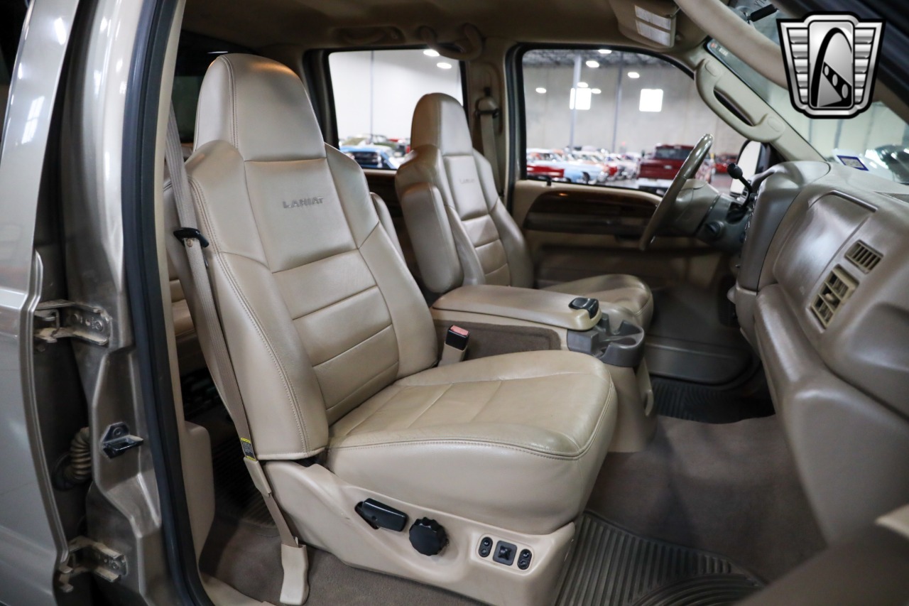 2004 Ford F-350 Super Duty Lariat