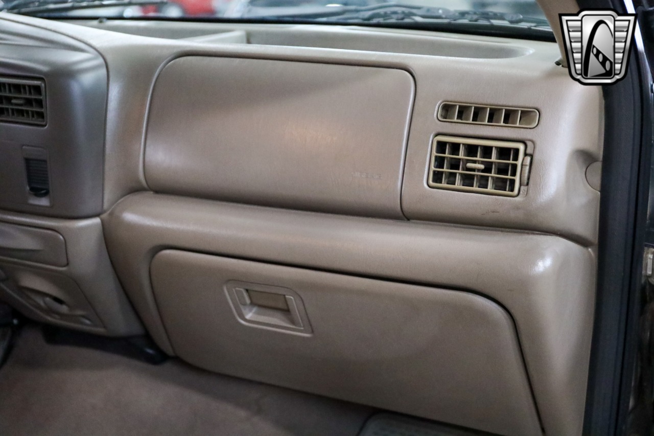 2004 Ford F-350 Super Duty Lariat