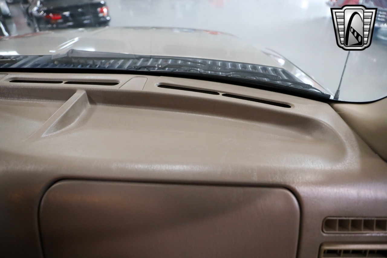 2004 Ford F-350 Super Duty Lariat