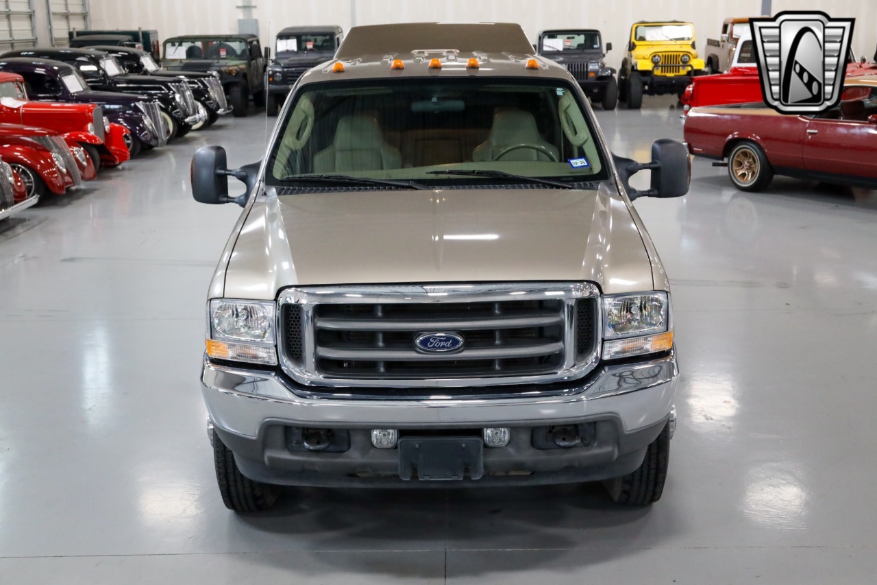 2004 Ford F-350 Super Duty Lariat