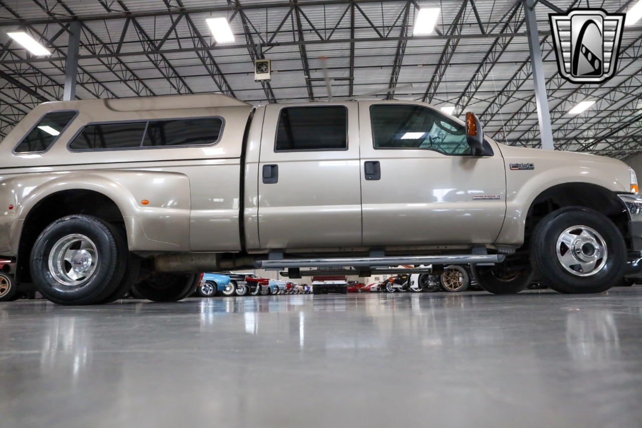 2004 Ford F-350 Super Duty Lariat