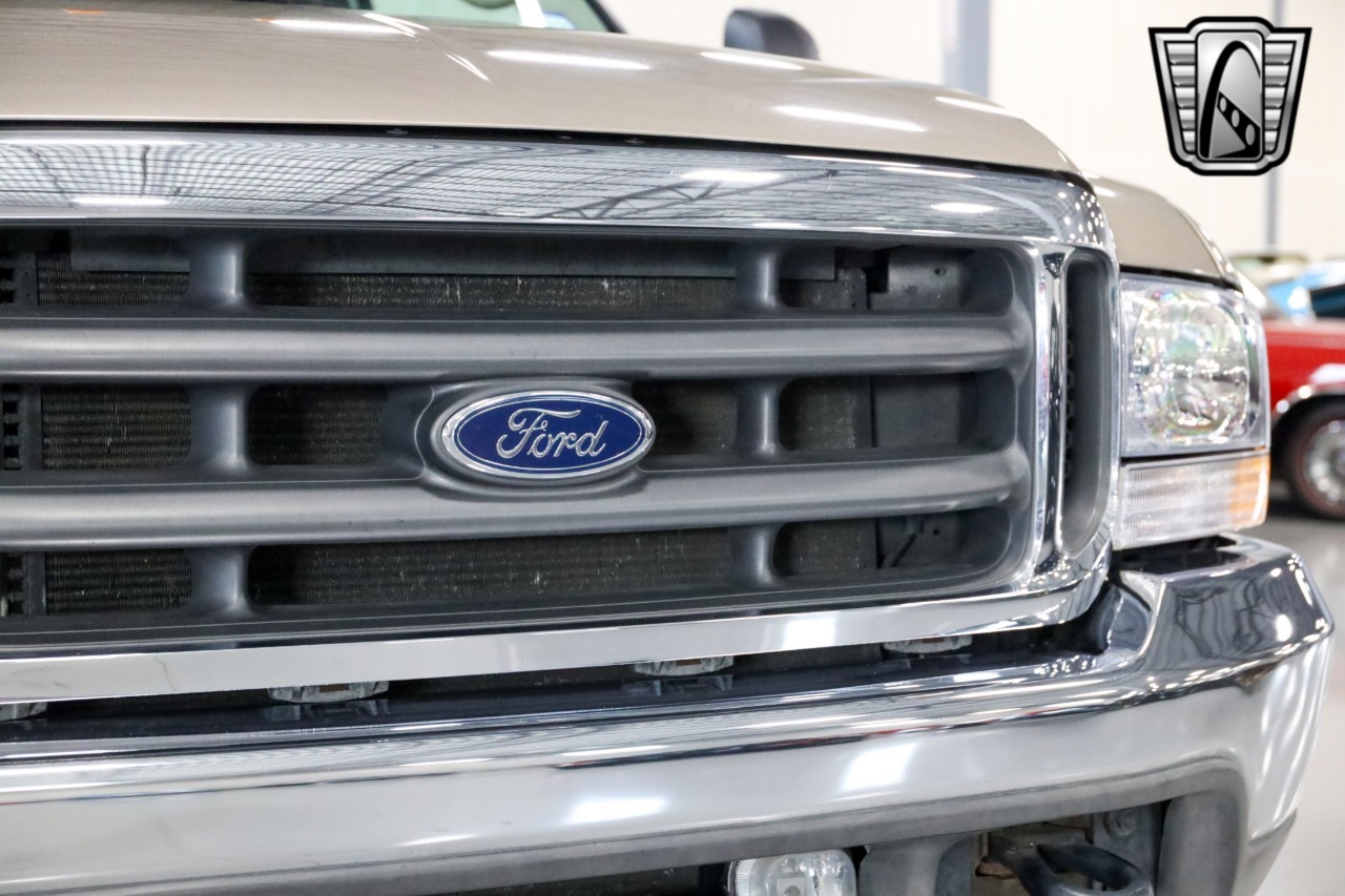 2004 Ford F-350 Super Duty Lariat