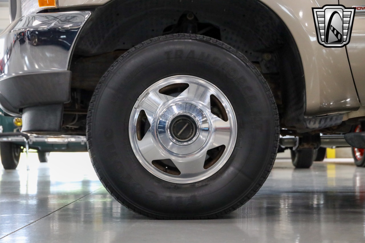 2004 Ford F-350 Super Duty Lariat