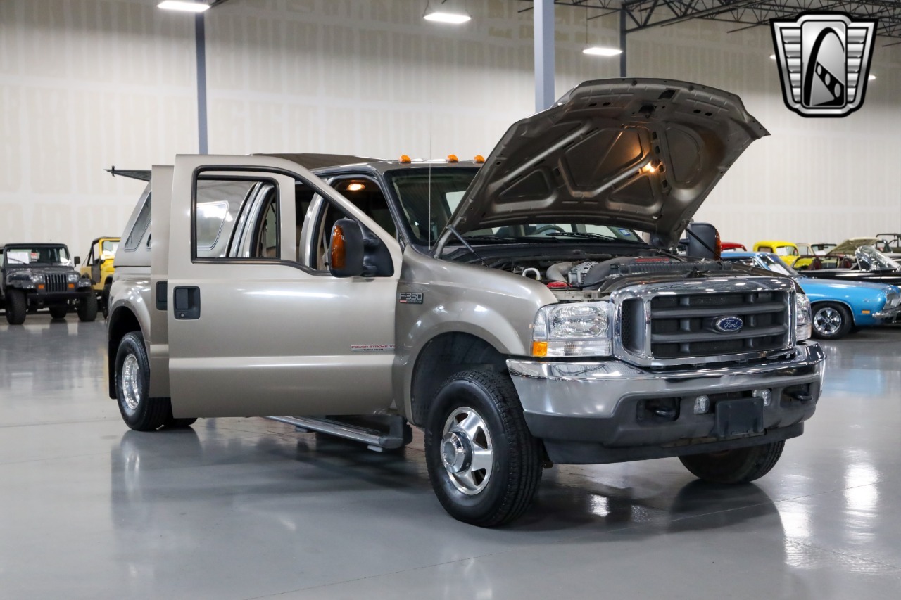2004 Ford F-350 Super Duty Lariat