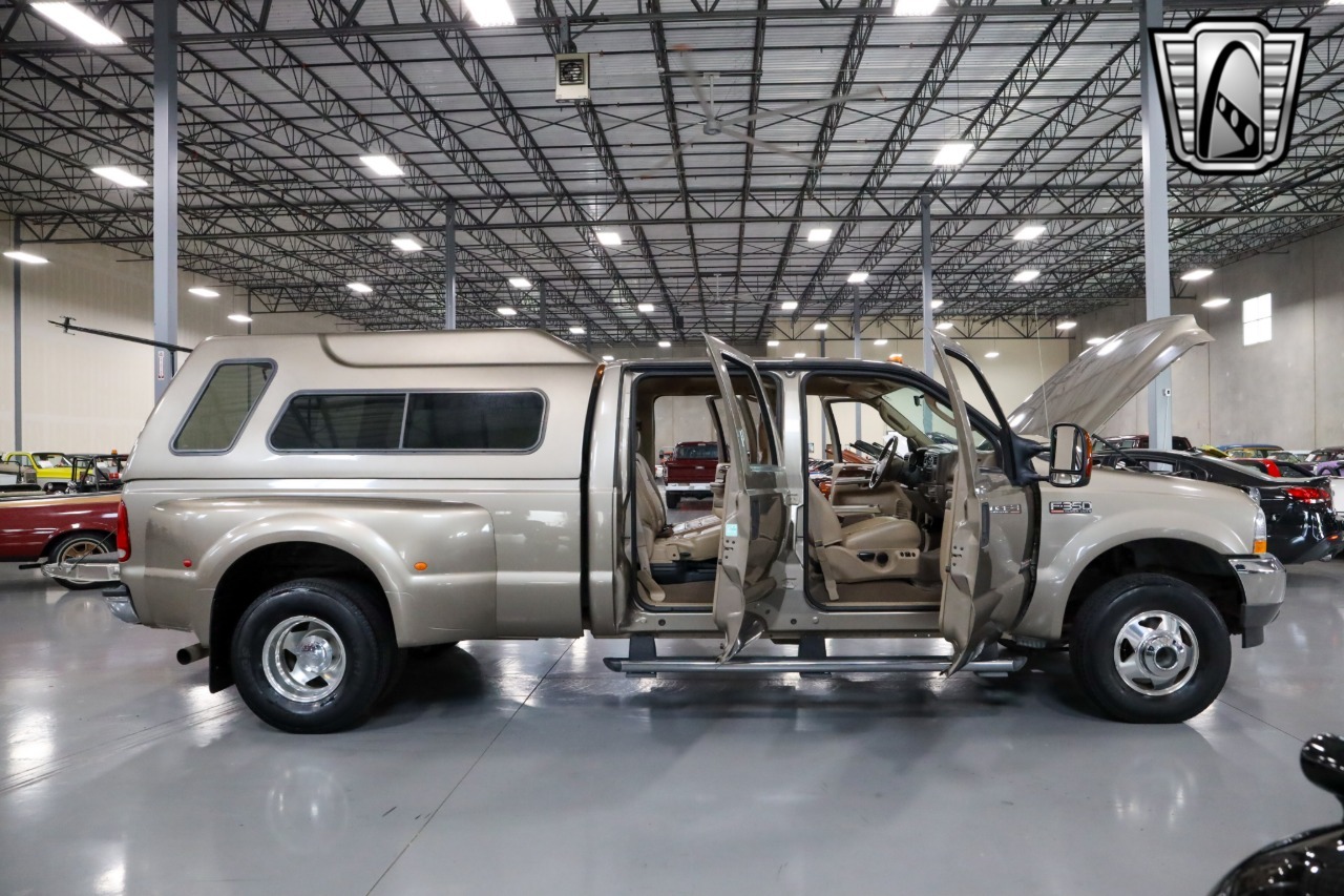 2004 Ford F-350 Super Duty Lariat