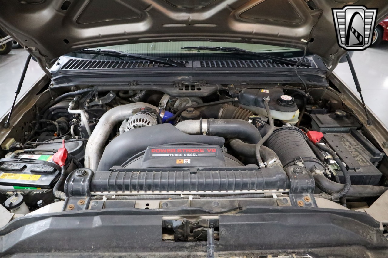 2004 Ford F-350 Super Duty Lariat