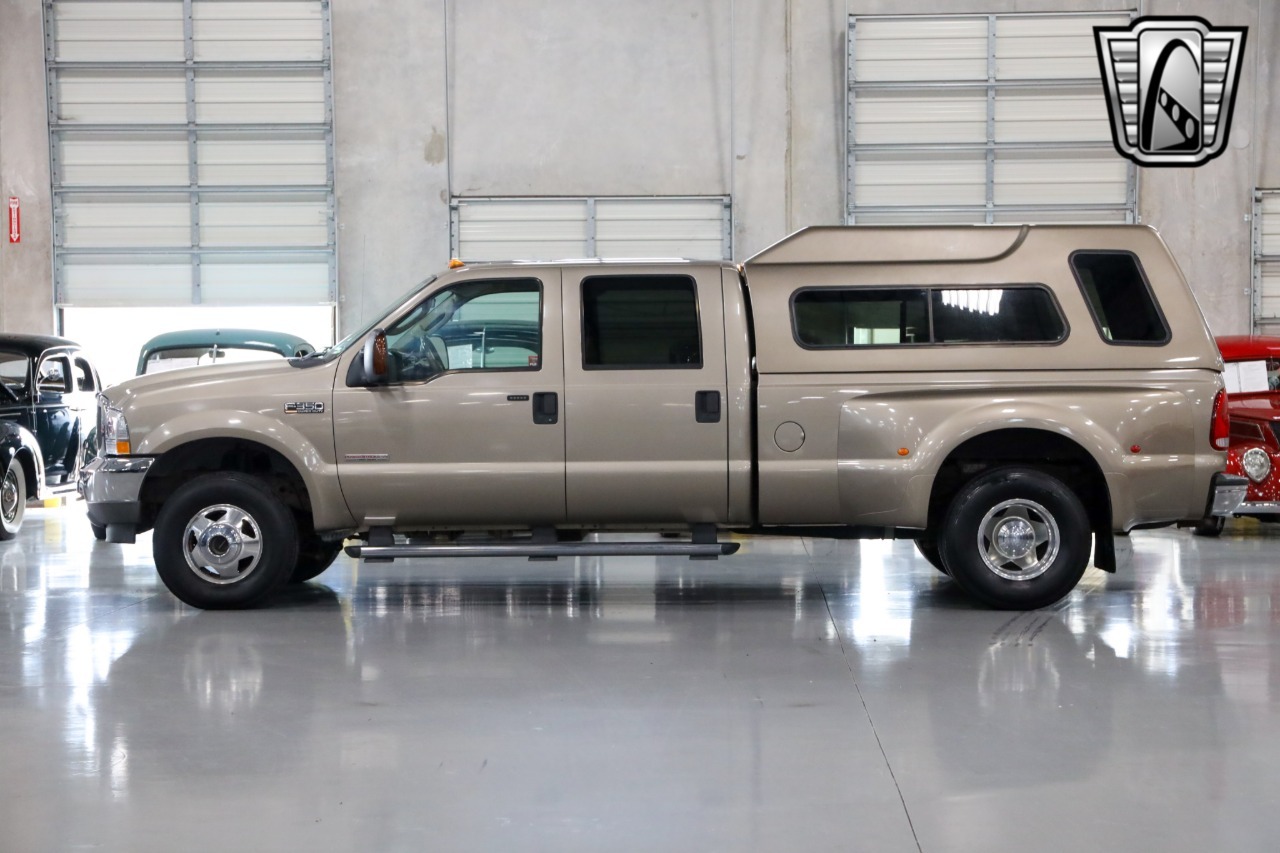 2004 Ford F-350 Super Duty Lariat