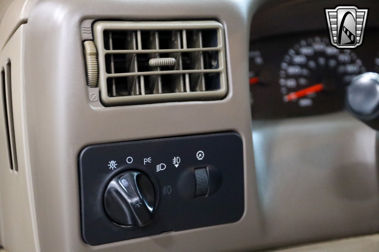 2004 Ford F-350 Super Duty Lariat