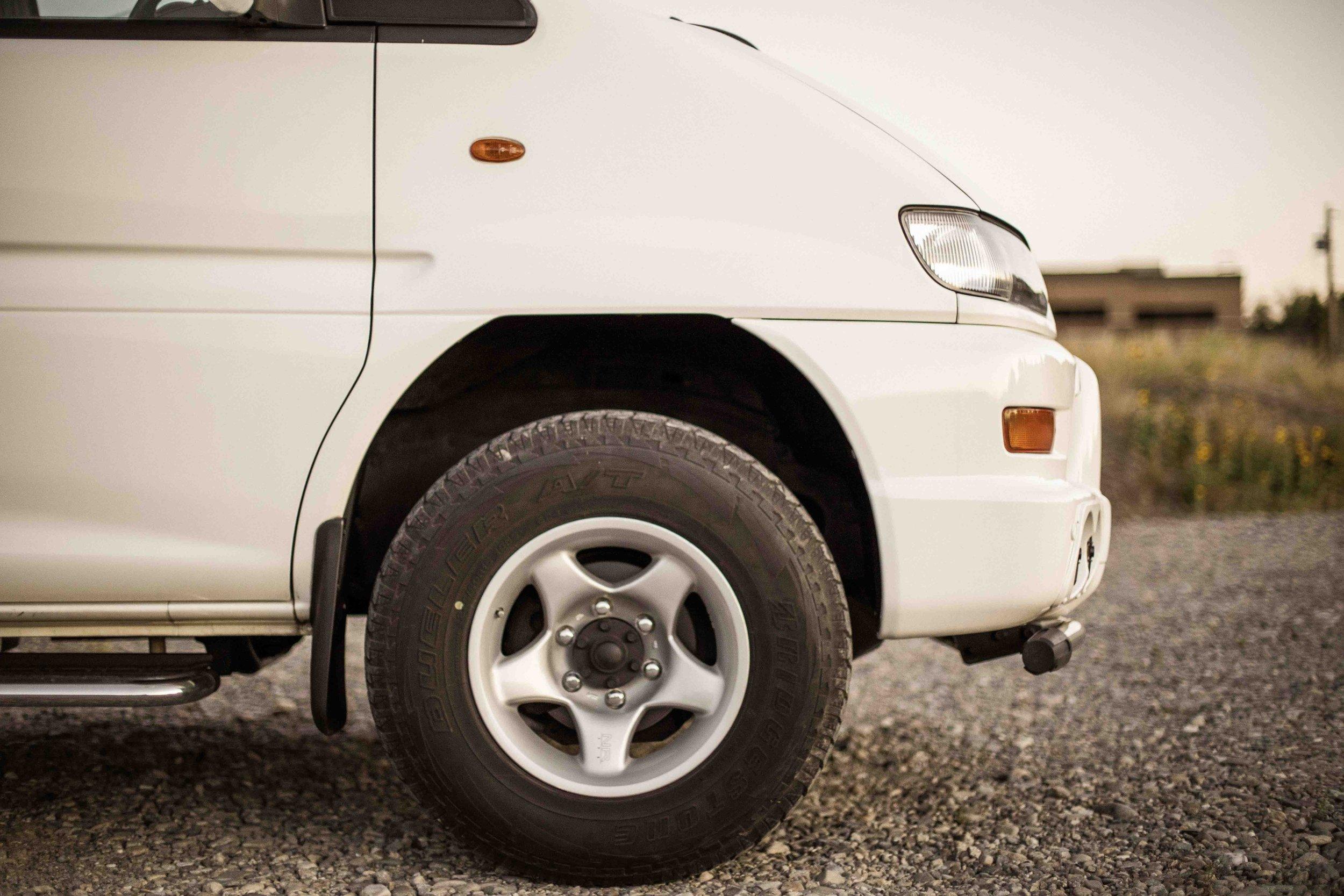 1999 Mitsubishi Delica L400 Spacegear Super Exceed