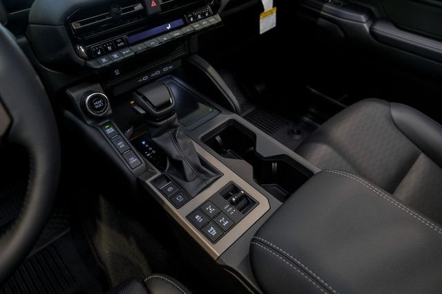 2025 Toyota Land Cruiser Premium