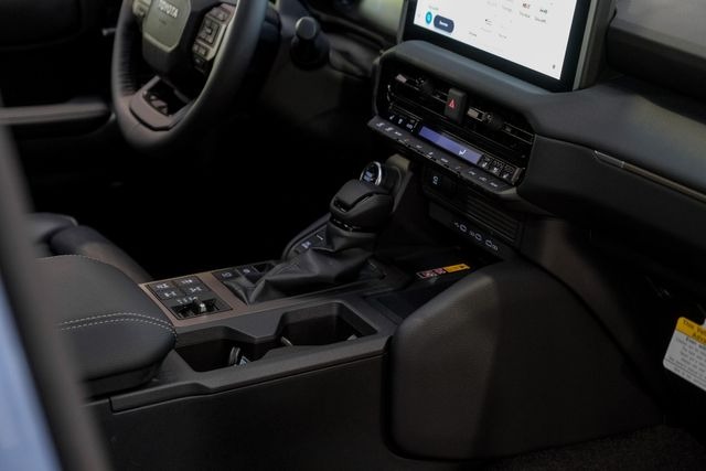 2025 Toyota Land Cruiser Premium