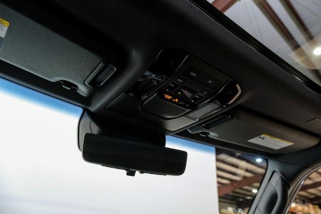 2025 Toyota Land Cruiser Premium