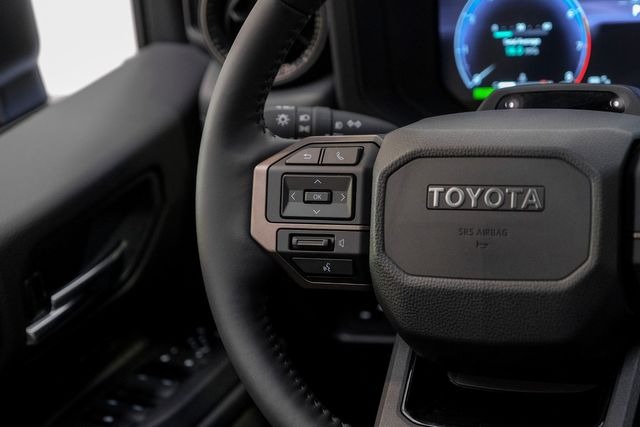 2025 Toyota Land Cruiser Premium