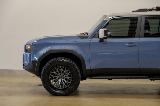 2025 Toyota Land Cruiser Premium