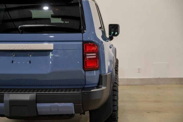 2025 Toyota Land Cruiser Premium