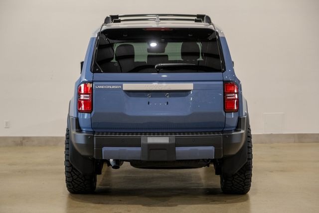 2025 Toyota Land Cruiser Premium