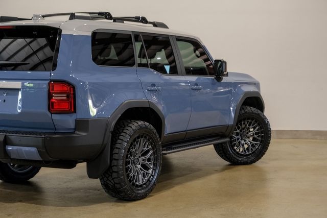 2025 Toyota Land Cruiser Premium