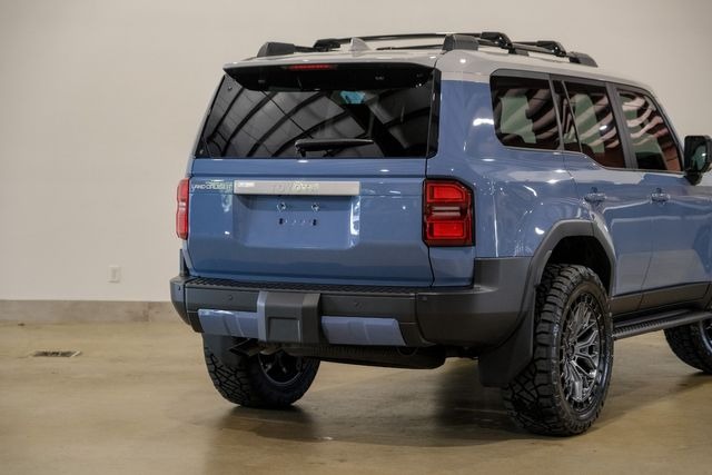 2025 Toyota Land Cruiser Premium