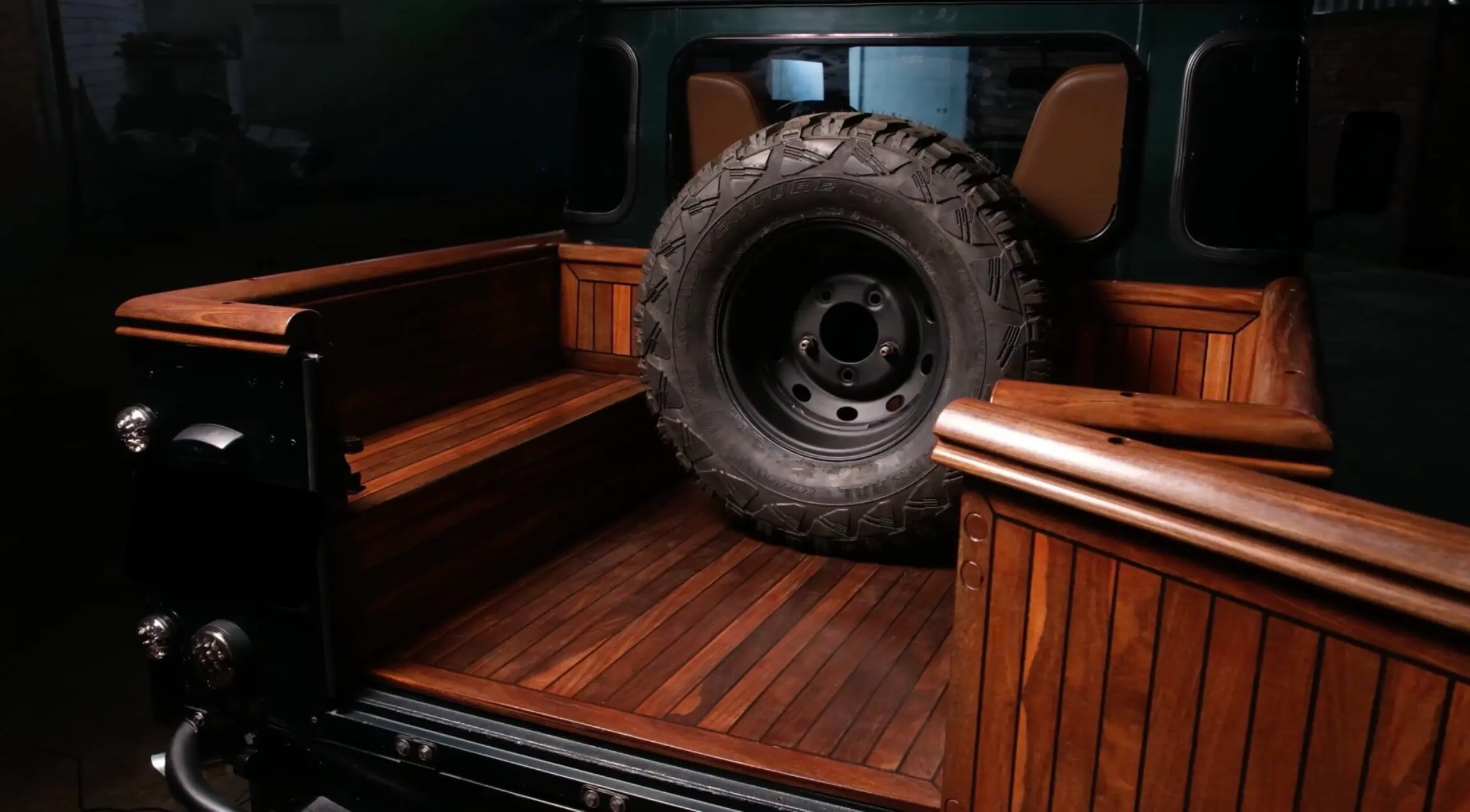 1998 Land Rover Defender 110 Double Cab Pickup - 3