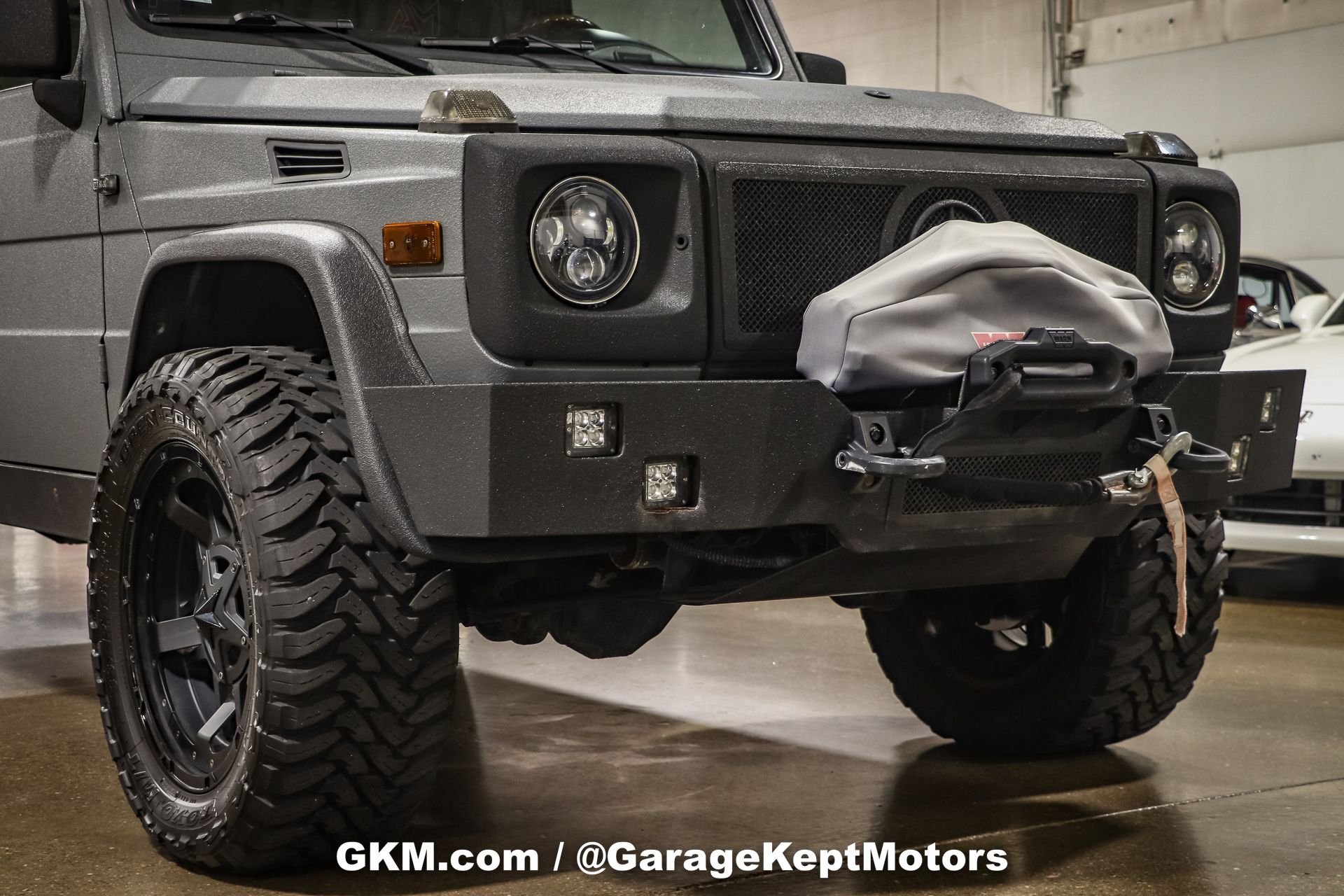 Sold: 2002 Mercedes-Benz G500