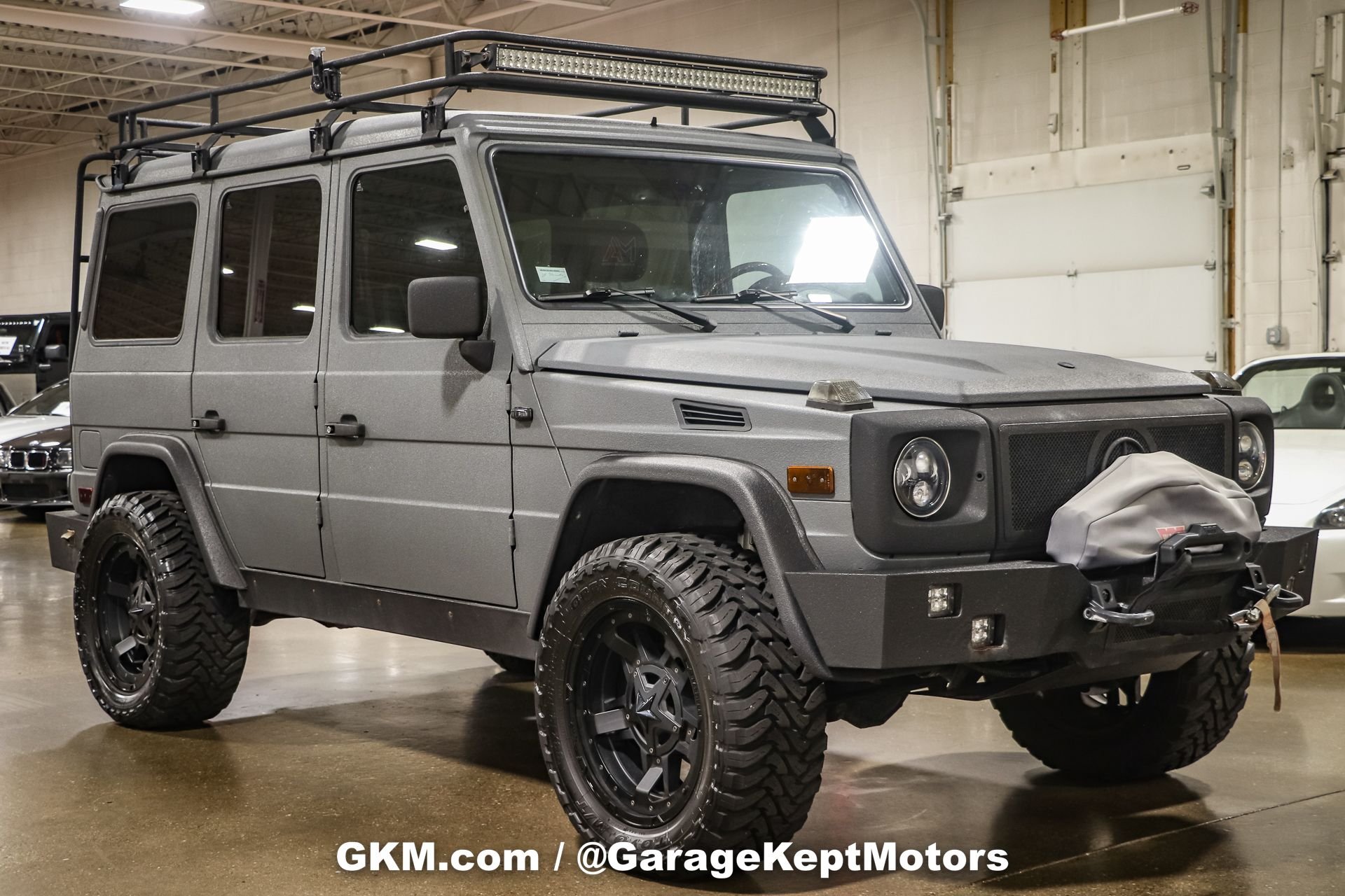 Sold: 2002 Mercedes-Benz G500