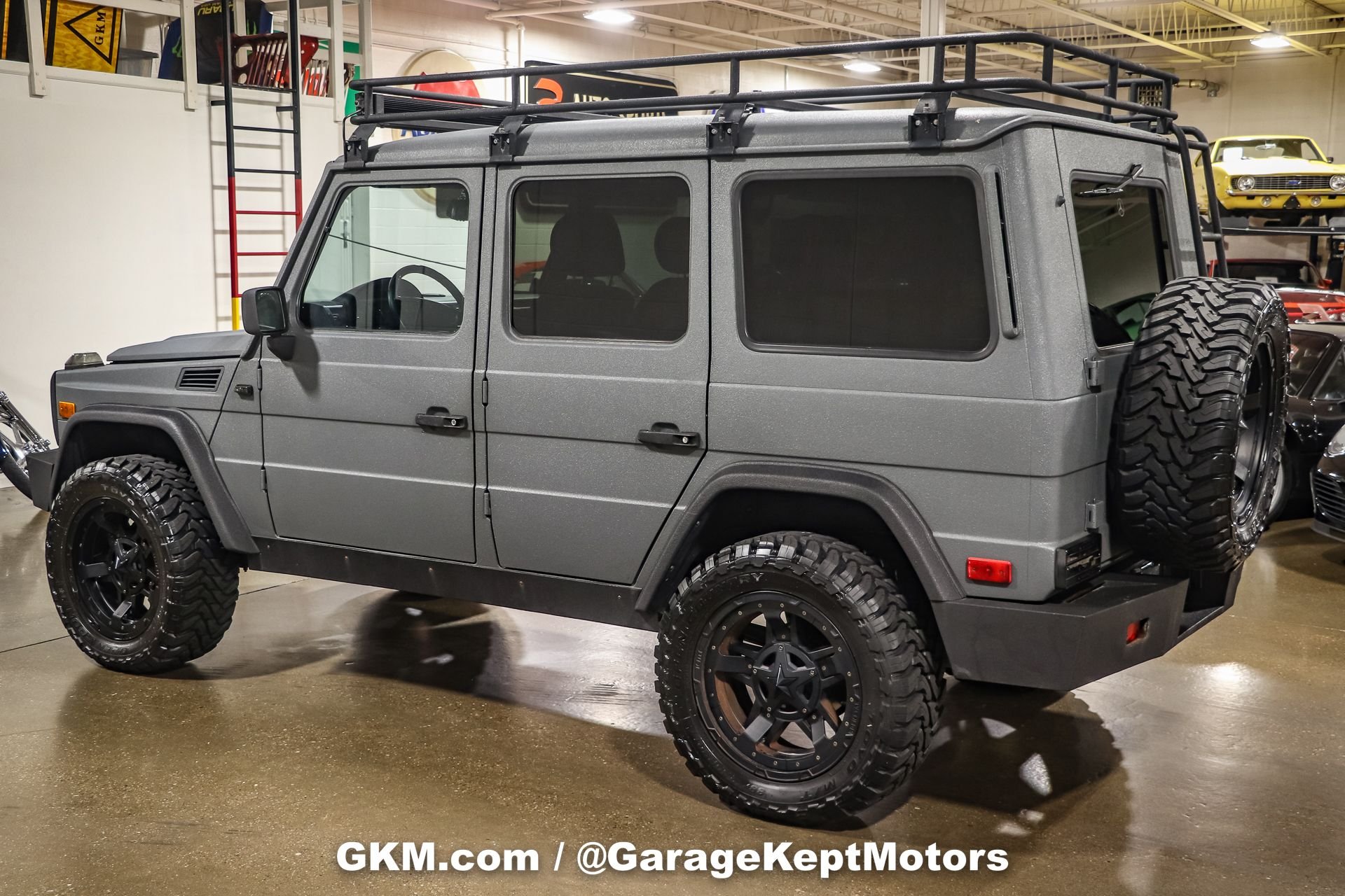 Sold: 2002 Mercedes-Benz G500