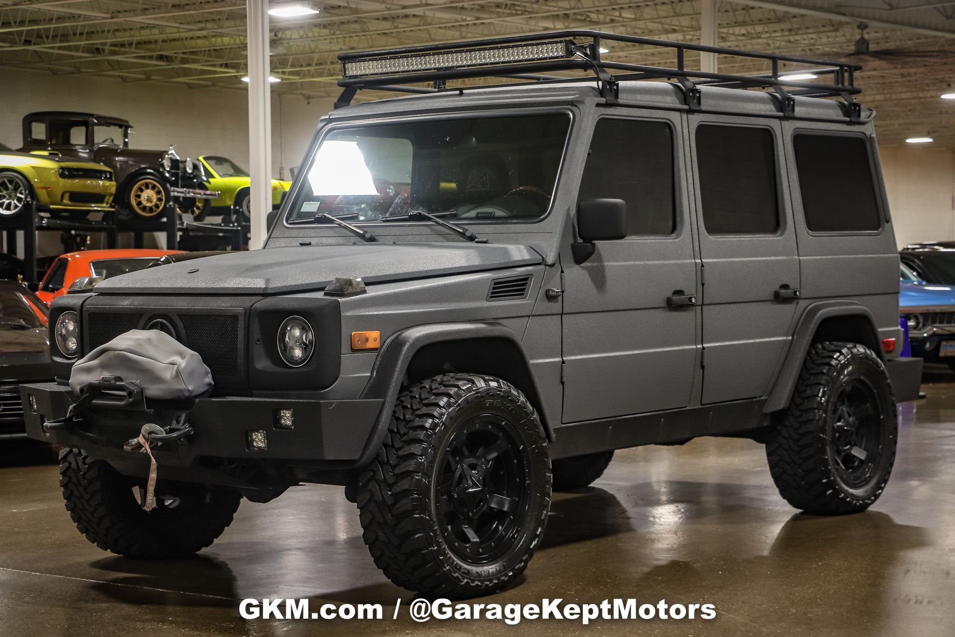 Sold: 2002 Mercedes-Benz G500