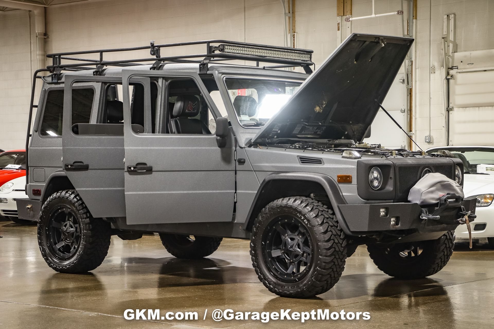 Sold: 2002 Mercedes-Benz G500
