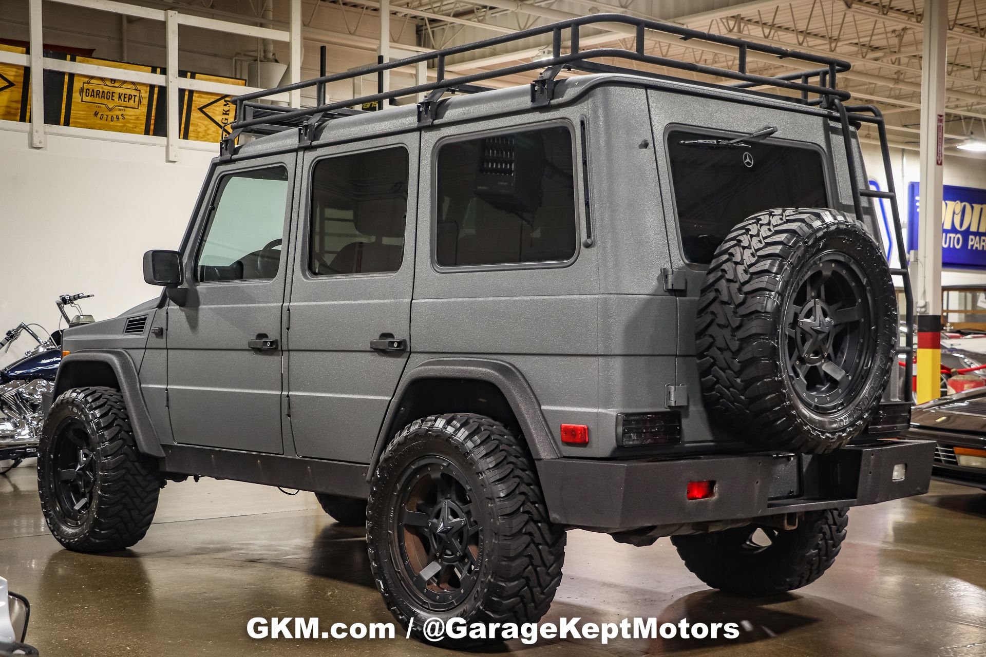 Sold: 2002 Mercedes-Benz G500