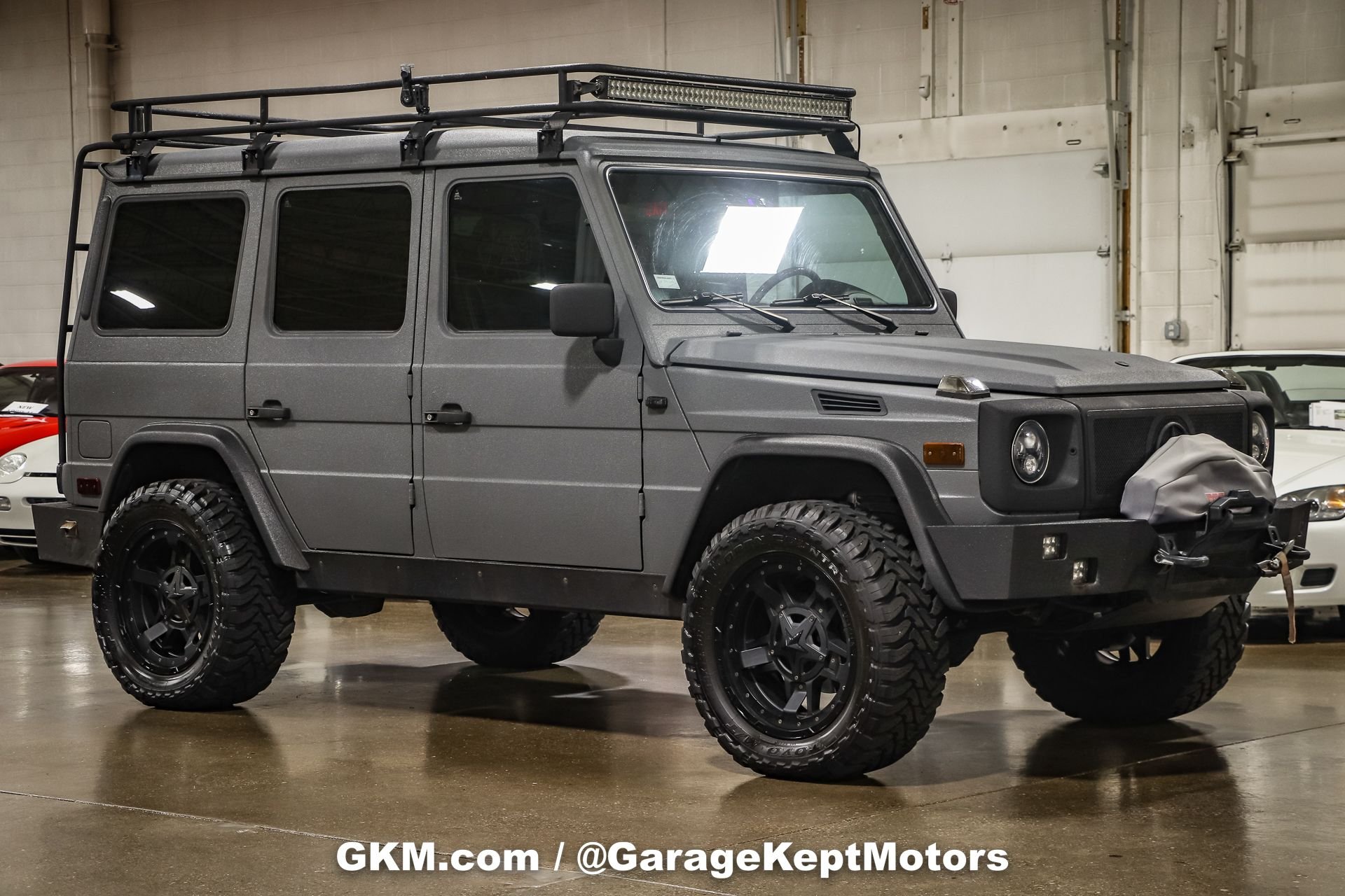 Sold: 2002 Mercedes-Benz G500