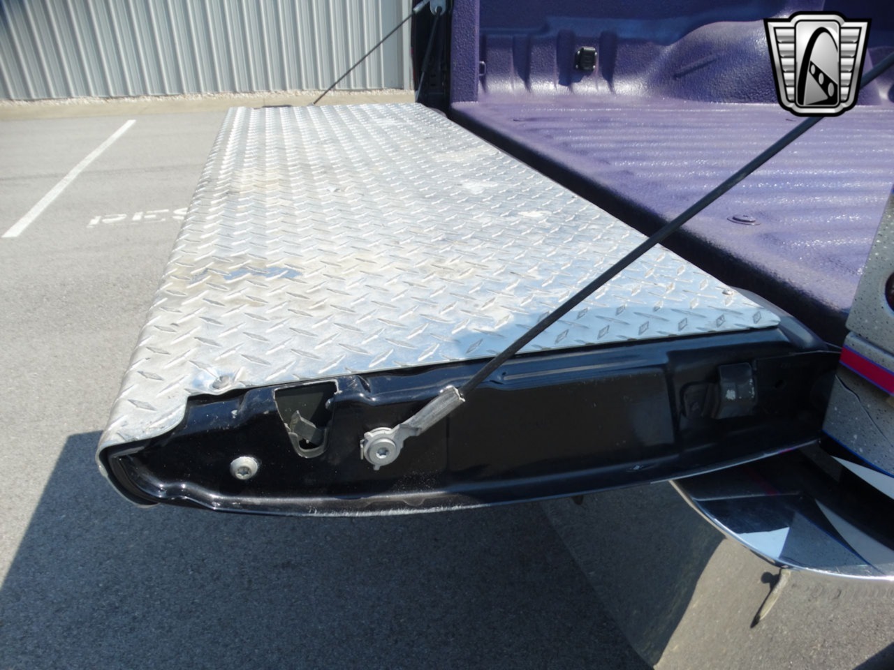 Custom 1999 Ford F-350 XLT
