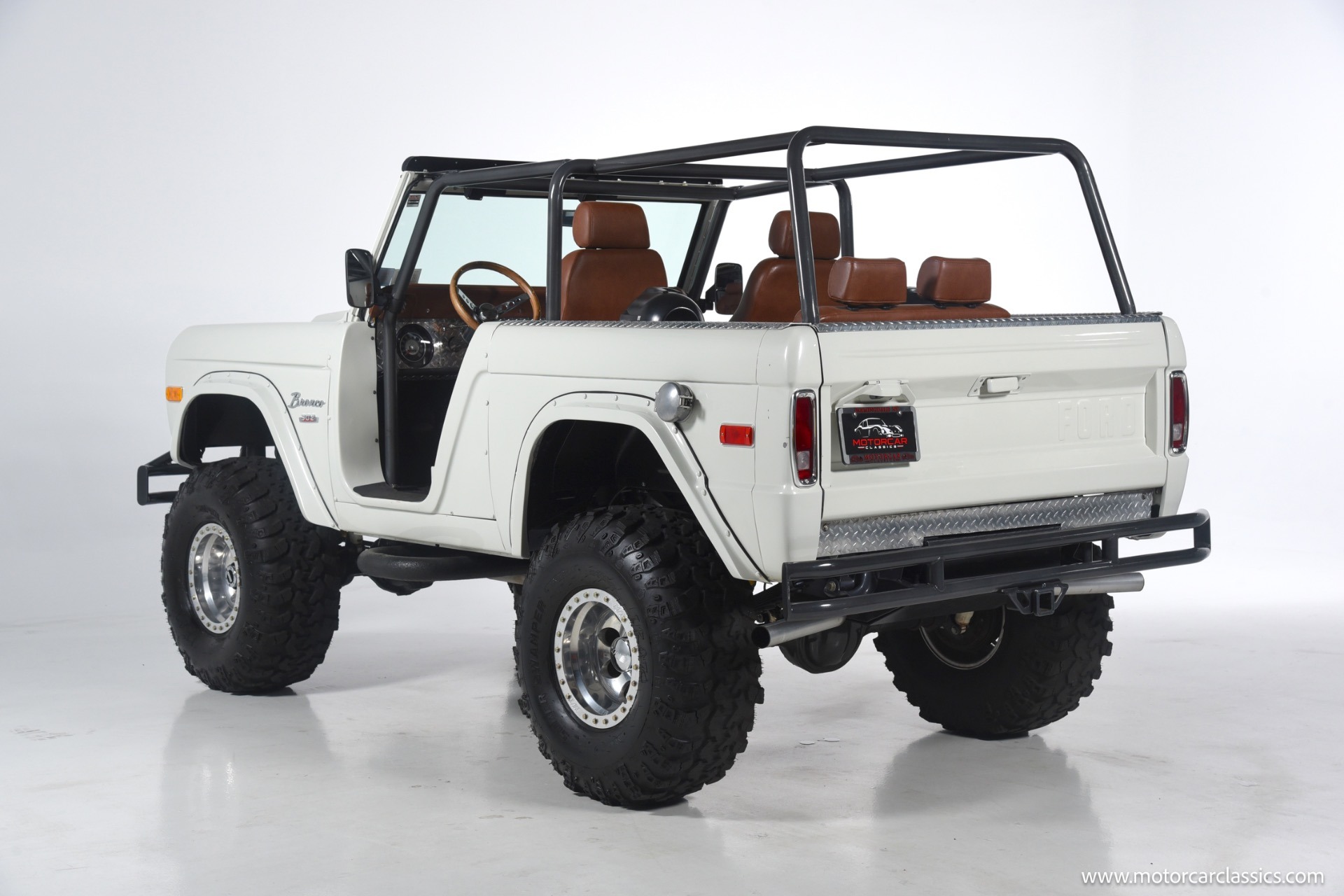 1974 Ford Bronco - 4
