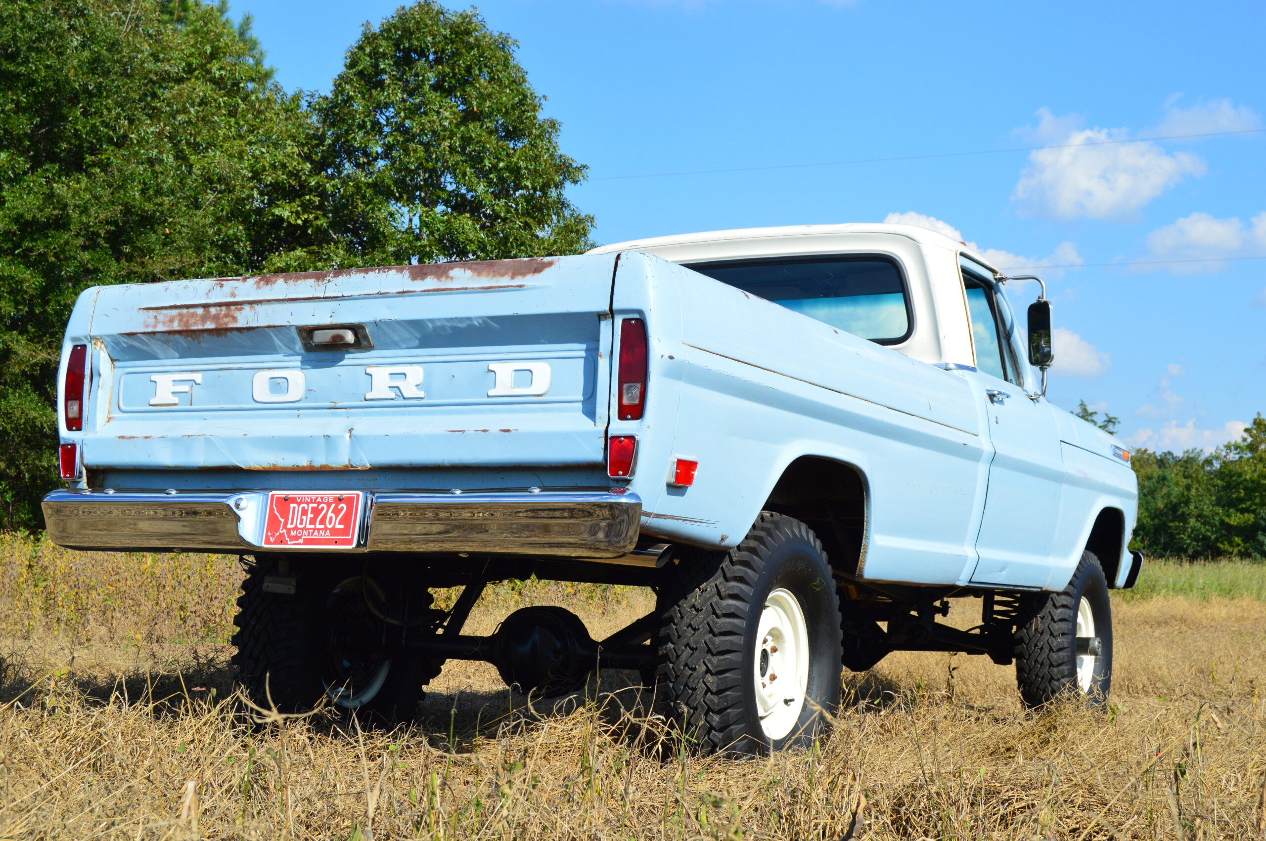 Sold: 1969 Ford F-100 4x4
