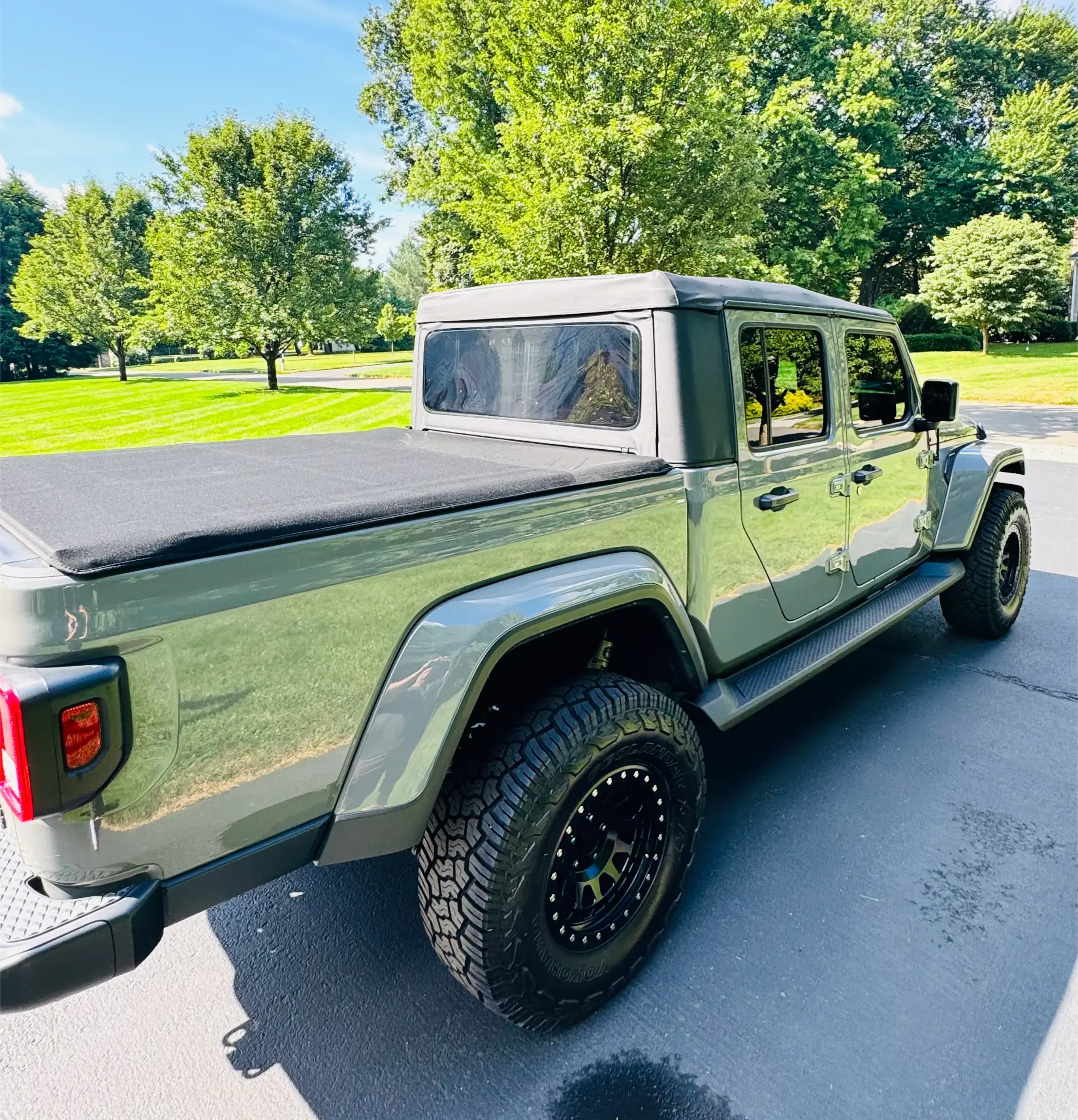 2023 Jeep Gladiator Willys Sport - 5