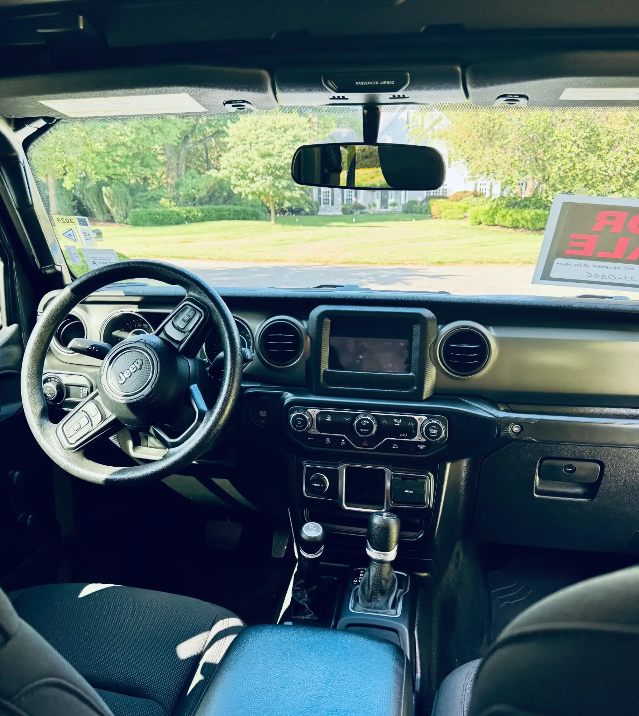 2023 Jeep Gladiator Willys Sport