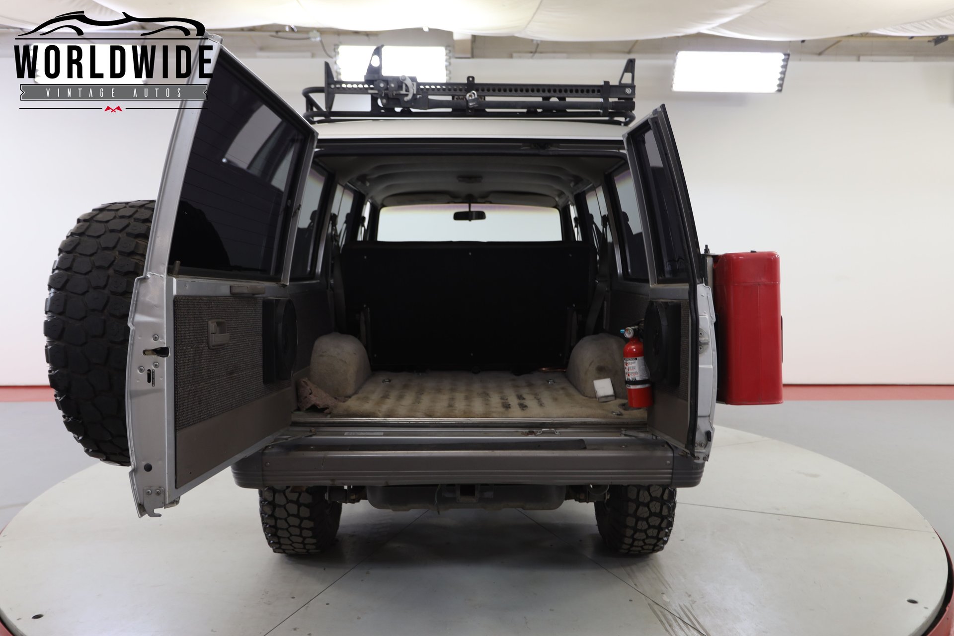 Sold: 1990 Isuzu Trooper 4x4