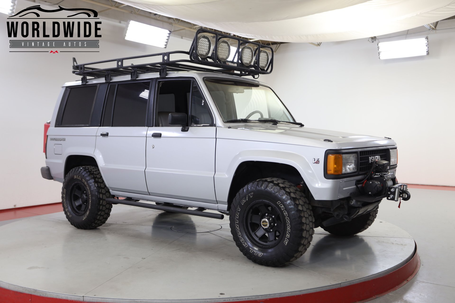 Sold: 1990 Isuzu Trooper 4x4