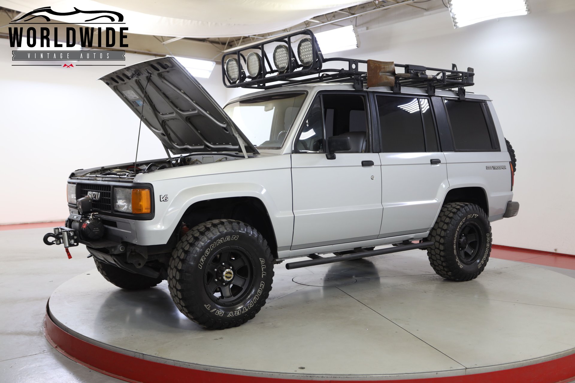 Sold: 1990 Isuzu Trooper 4x4