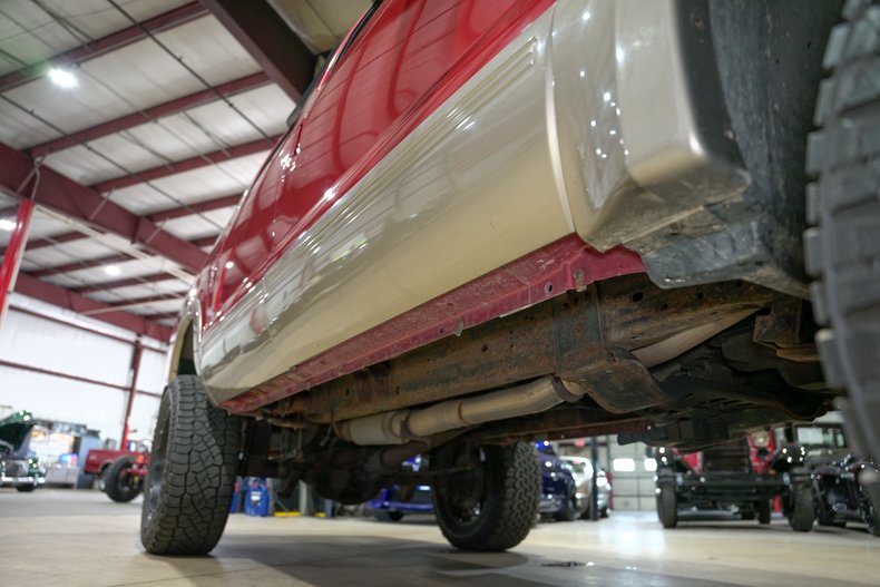 2004 Ford Excursion Eddie Bauer - 4