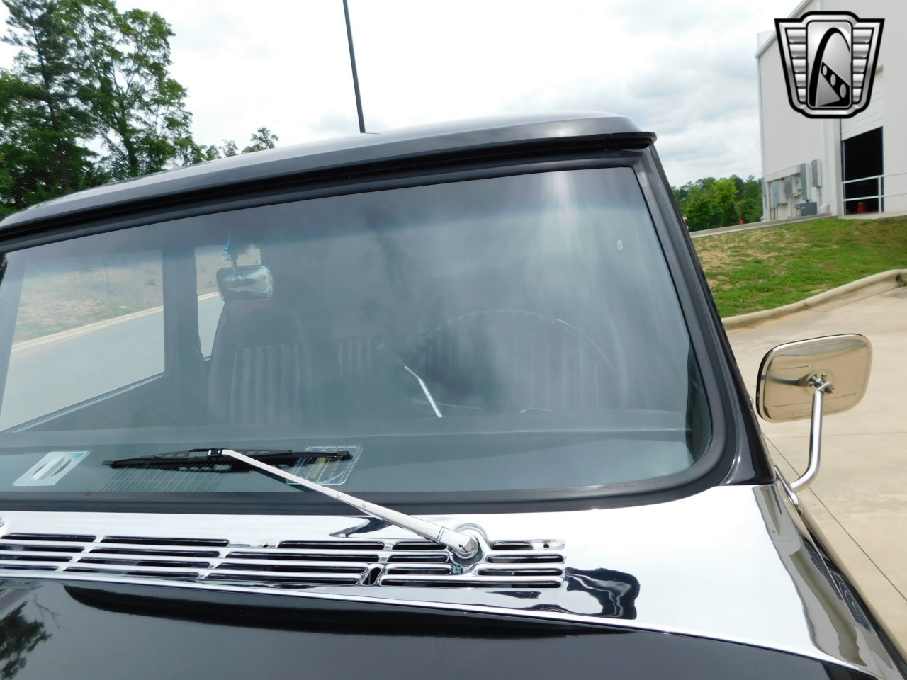 1972 GMC Suburban Restomod