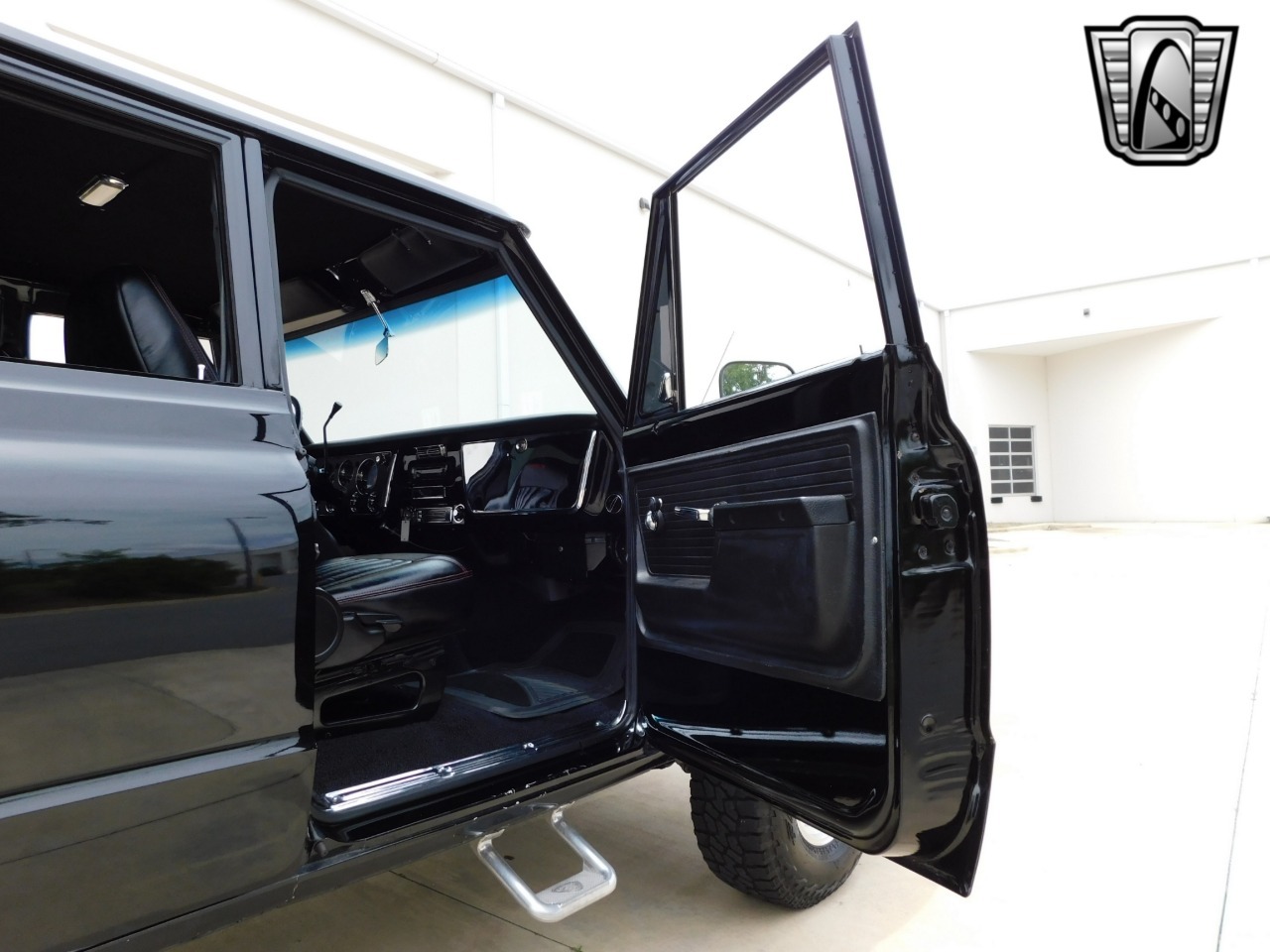1972 GMC Suburban Restomod
