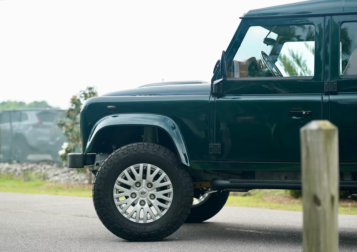 1993 Land Rover Defender 110 Station Wagon