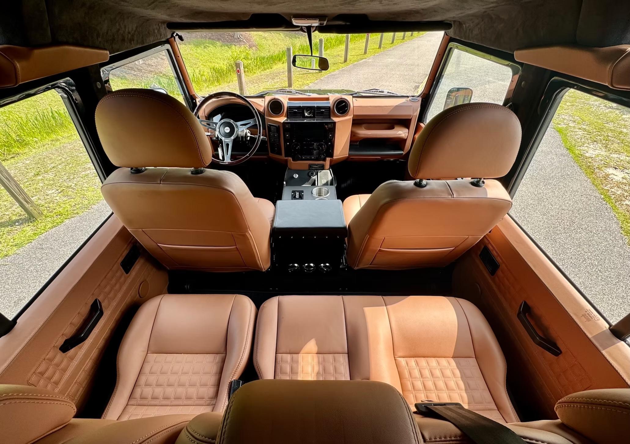 1993 Land Rover Defender 110 Station Wagon - 3