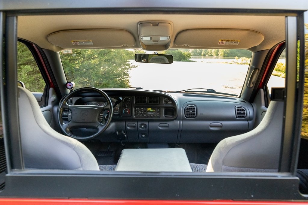 Sold: 2002 Dodge Ram 2500