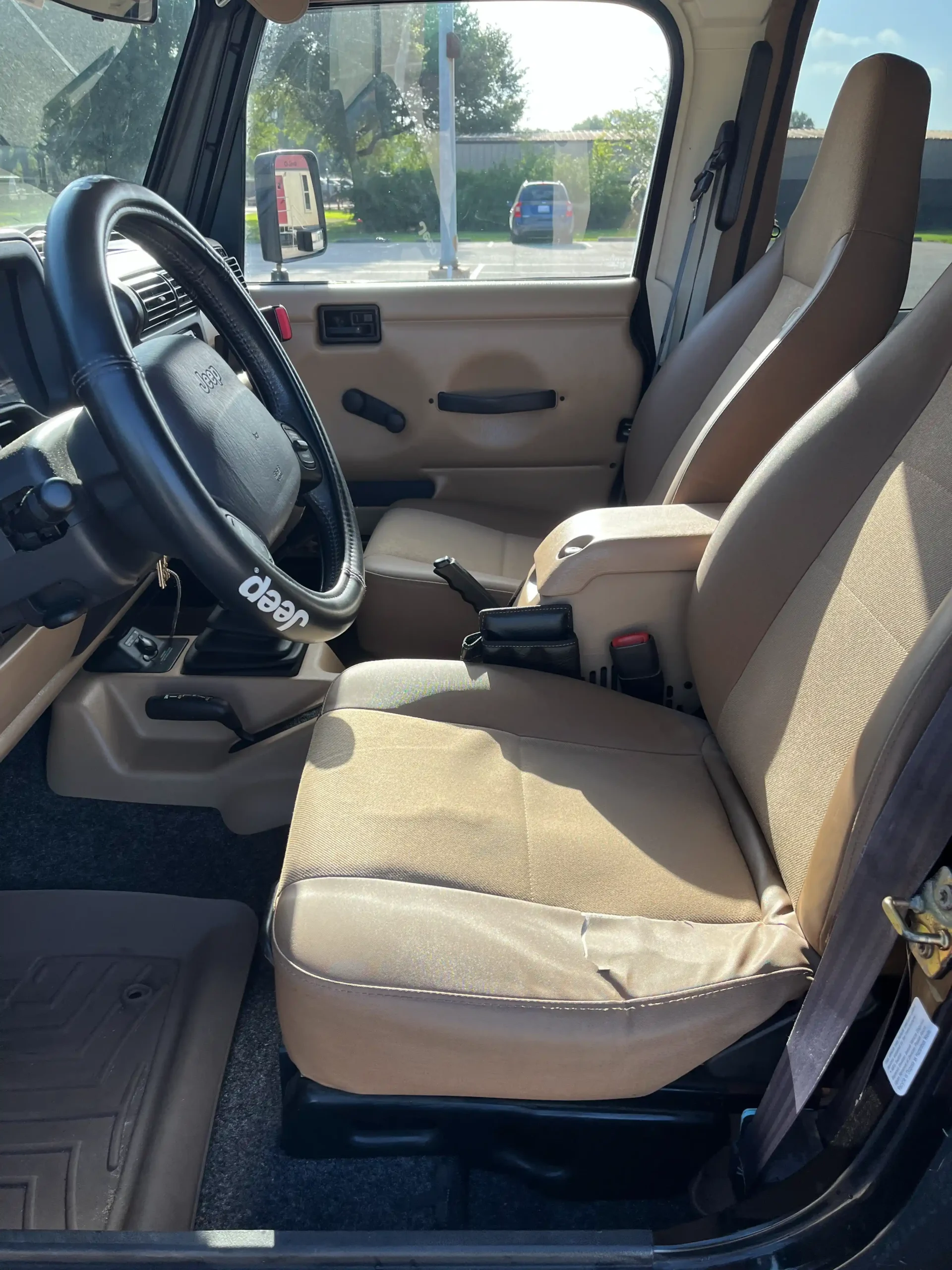 Sold: 2002 Jeep Wrangler Sahara TJ 4×4