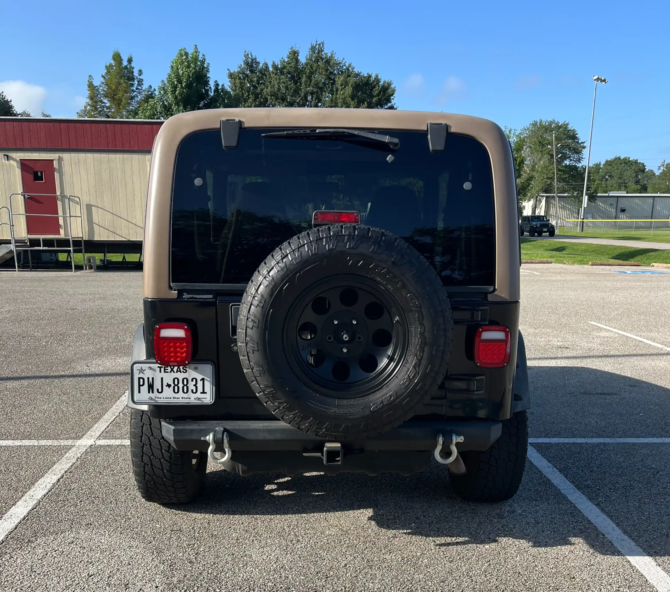 Sold: 2002 Jeep Wrangler Sahara TJ 4×4