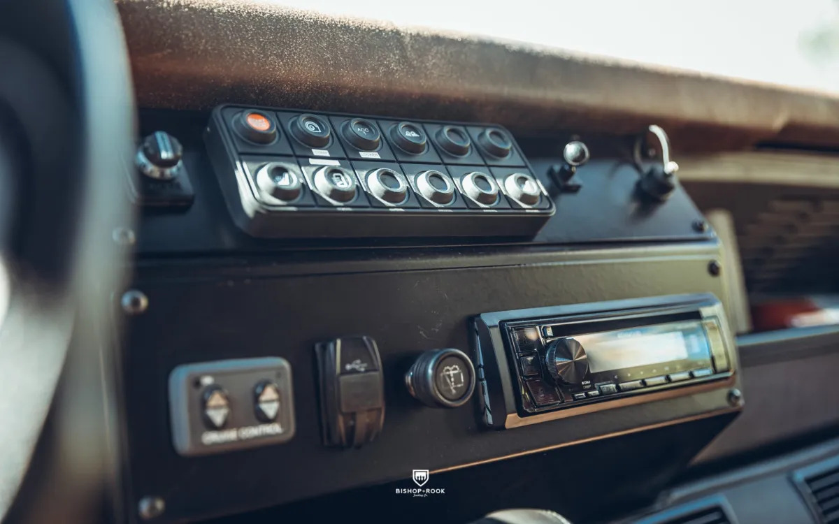 Sold: 1988 Land Rover Defender 110